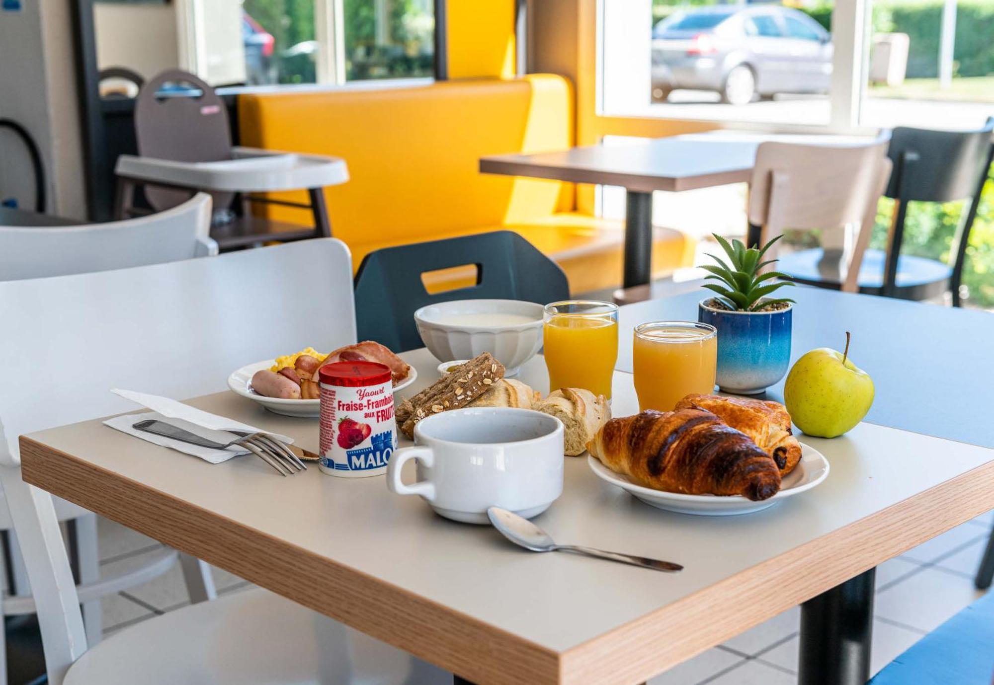 B&B Hotel Saint Jean De Maurienne Sainte-Marie-de-Cuines Ngoại thất bức ảnh