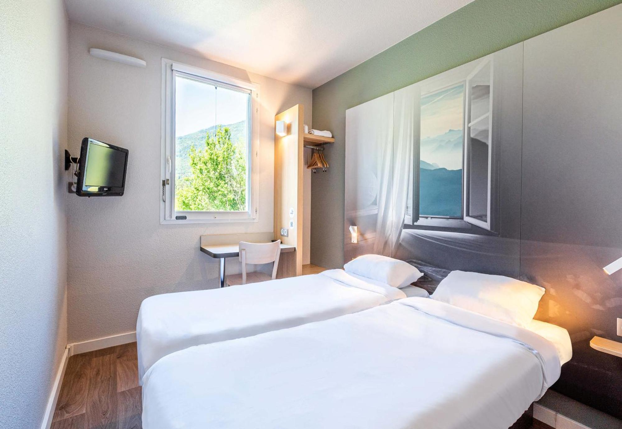 B&B Hotel Saint Jean De Maurienne Sainte-Marie-de-Cuines Ngoại thất bức ảnh